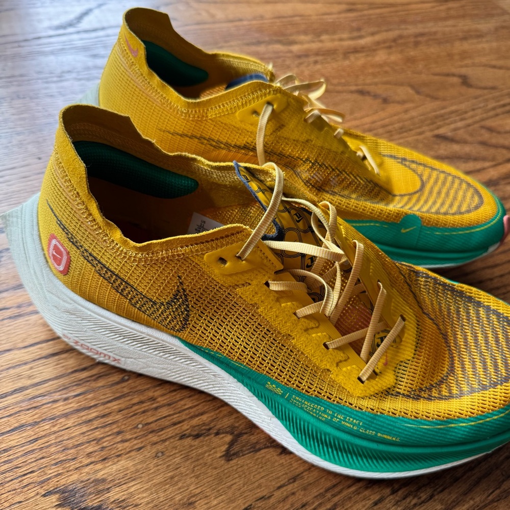 Nike Vaporfly 2 running shoes, Size 11
